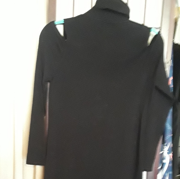 Metro Style, Sweater Dress, cold shoulders - Picture 1 of 3